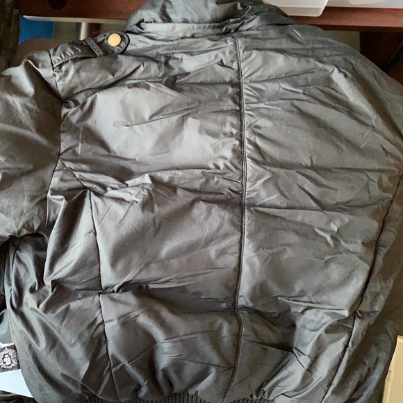 Jacket - Picture 6 of 7